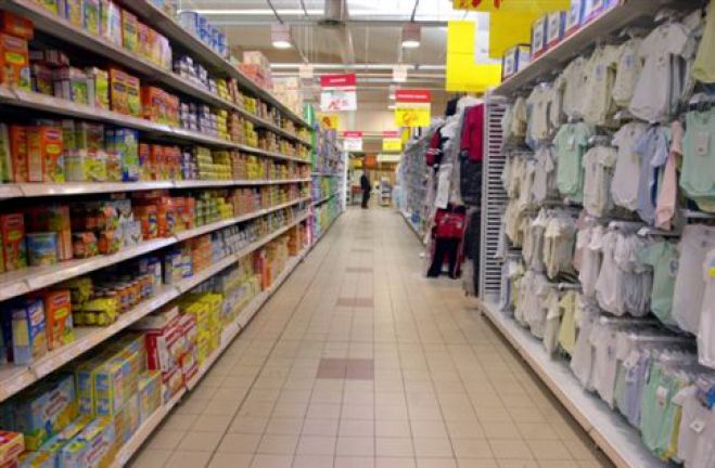 Έμποροι της Πελοποννήσου προς την Κυβέρνηση: &quot;Τα super market δεν έπρεπε να πωλούν ρούχα και παπούτσια. Είναι αθέμιτος ανταγωνισμός&quot;