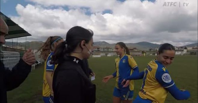 &Eta; &pi;&alpha;&rho;&alpha;&kappa;ά&mu;&epsilon;&rho;&alpha; &alpha;&pi;ό &tau;&eta; &nu;ί&kappa;&eta; &mu;&epsilon; 5 &gamma;&kappa;&omicron;&lambda; &gamma;&iota;&alpha; &tau;&iota;&sigmaf; &gamma;&upsilon;&nu;&alpha;ί&kappa;&epsilon;&sigmaf; &tau;&omicron;&upsilon; &Alpha;&sigma;&tau;έ&rho;&alpha;! (vd)