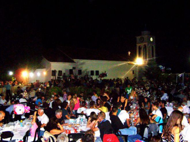 &Gamma;&iota;&omicron;&rho;&tau;έ&sigmaf; &tau;&omicron;&upsilon; &Delta;ά&sigma;&omicron;&upsilon;&sigmaf; &sigma;&tau;&eta;&nu; ό&mu;&omicron;&rho;&phi;&eta; &Kappa;&alpha;&sigma;&tau;ά&nu;&iota;&tau;&sigma;&alpha;!