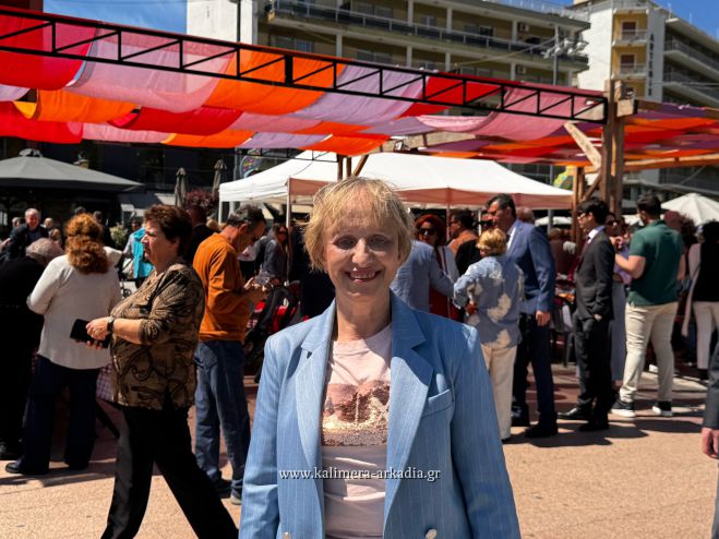 Ελένη Καρούντζου: "Στην Τρίπολη το μοναδικό παραδοσιακό Πάσχα στην Πελοπόννησο που γίνεται τα τελευταία 80 χρόνια" (vd)