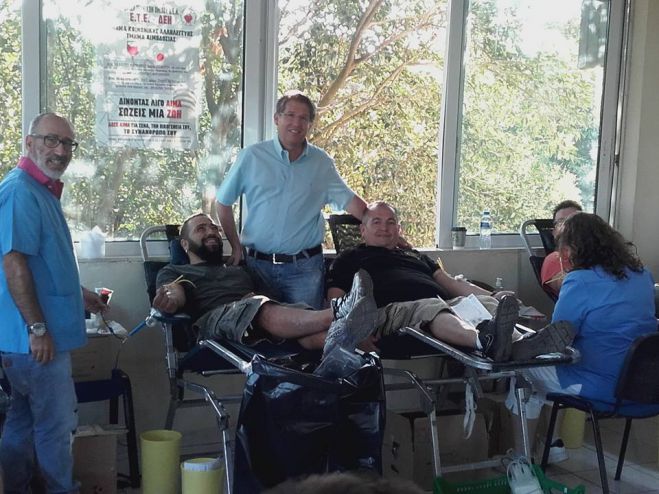 &Omicron;&rho;&upsilon;&chi;&epsilon;ί&omicron; &Mu;&epsilon;&gamma;&alpha;&lambda;ό&pi;&omicron;&lambda;&eta;&sigmaf; | &Mu;&epsilon;&gamma;ά&lambda;&eta; &sigma;&upsilon;&mu;&mu;&epsilon;&tau;&omicron;&chi;ή &sigma;&tau;&eta;&nu; &epsilon;&theta;&epsilon;&lambda;&omicron;&nu;&tau;&iota;&kappa;ή &alpha;&iota;&mu;&omicron;&delta;&omicron;&sigma;ί&alpha; &epsilon;&rho;&gamma;&alpha;&zeta;&omicron;&mu;έ&nu;&omega;&nu;! (&epsilon;&iota;&kappa;ό&nu;&epsilon;&sigmaf;)