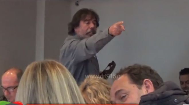 Ο ... κακός χαμός στο Περιφερειακό Συμβούλιο! (vd)