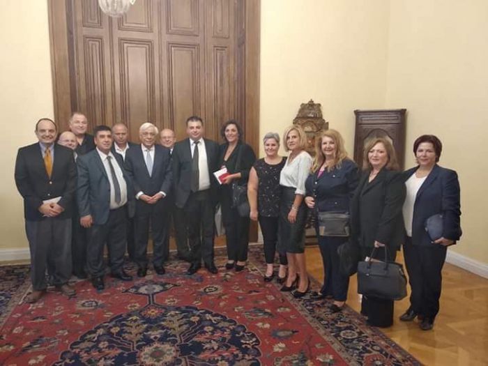 &Eta; &Pi;&alpha;&nu;&epsilon;&lambda;&lambda;&alpha;&delta;&iota;&kappa;ή &Omicron;&mu;&omicron;&sigma;&pi;&omicron;&nu;&delta;ί&alpha; &Tau;&rho;&iota;&tau;έ&kappa;&nu;&omega;&nu; &sigma;&tau;&omicron;&nu; &Pi;&rho;ό&epsilon;&delta;&rho;&omicron; &tau;&eta;&sigmaf; &Delta;&eta;&mu;&omicron;&kappa;&rho;&alpha;&tau;ί&alpha;&sigmaf;&nbsp; - &laquo;&Pi;&alpha;&rho;ώ&nu;&raquo; &kappa;&alpha;&iota; &omicron; &Alpha;&pi;&omicron;&sigma;&tau;&omicron;&lambda;ό&pi;&omicron;&upsilon;&lambda;&omicron;&sigmaf; &alpha;&pi;ό &tau;&eta;&nu; &Alpha;&rho;&kappa;&alpha;&delta;ί&alpha;
