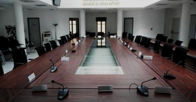 Live &tau;&omicron; &Delta;&eta;&mu;&omicron;&tau;&iota;&kappa;ό &Sigma;&upsilon;&mu;&beta;&omicron;ύ&lambda;&iota;&omicron; &Mu;&epsilon;&gamma;&alpha;&lambda;ό&pi;&omicron;&lambda;&eta;&sigmaf;