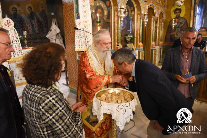 Με λαμπρότητα πανηγύρισε η Ιερά Μονή Αγίου Νικολάου Καλτεζών