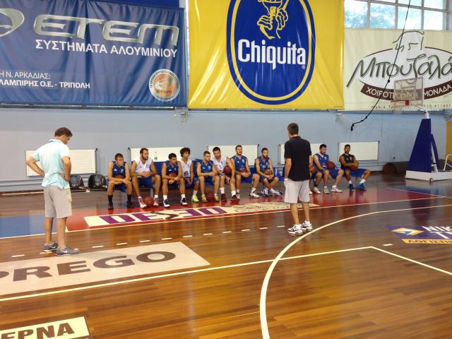 &Sigma;&tau;&iota;&sigmaf; 14 &Sigma;&epsilon;&pi;&tau;&epsilon;&mu;&beta;&rho;ί&omicron;&upsilon; &pi;&alpha;ί&zeta;&epsilon;&iota; &omicron; &Alpha;&rho;&kappa;&alpha;&delta;&iota;&kappa;ό&sigmaf; &gamma;&iota;&alpha; &tau;&omicron; &Kappa;ύ&pi;&epsilon;&lambda;&lambda;&omicron;