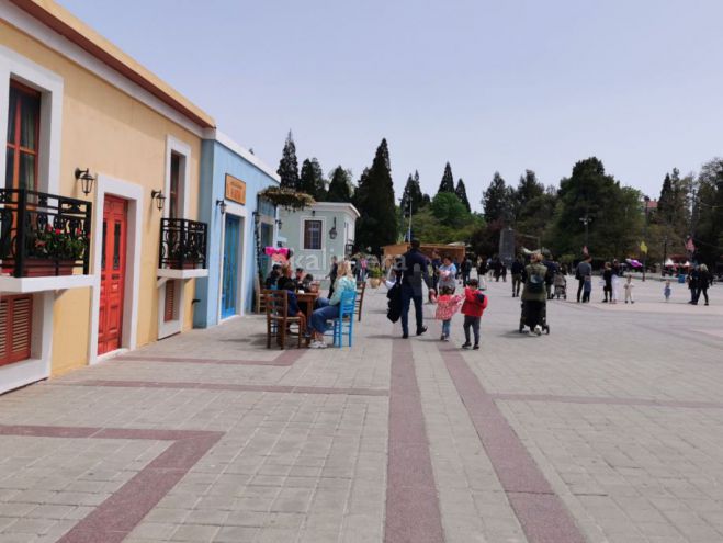 &Pi;ό&tau;&epsilon; "&pi;έ&phi;&tau;&epsilon;&iota;" &tau;&omicron; &Pi;ά&sigma;&chi;&alpha; - &Omicron;&iota; &epsilon;&pi;ό&mu;&epsilon;&nu;&epsilon;&sigmaf; &alpha;&rho;&gamma;ί&epsilon;&sigmaf;!