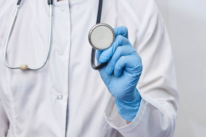 &Kappa;&lambda;&epsilon;&iota;&sigma;&tau;ά &tau;&alpha; &Iota;&alpha;&tau;&rho;&epsilon;ί&alpha; &mu;&epsilon;&tau;ά &tau;&iota;&sigmaf; 11.00 &tau;&omicron; &pi;&rho;&omega;ί &tau;&eta;&sigmaf; &Pi;έ&mu;&pi;&tau;&eta;&sigmaf; &sigma;&tau;&eta;&nu; &Tau;&rho;ί&pi;&omicron;&lambda;&eta;