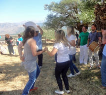 &Gamma;&iota;&omicron;&rho;&tau;ά&zeta;&epsilon;&iota; &sigma;ή&mu;&epsilon;&rho;&alpha; &eta;
&Beta;&lambda;&alpha;&chi;έ&rho;&nu;&alpha;