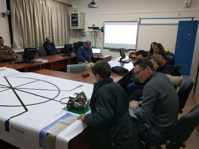 Τρίπολη | Επιτυχημένη εκδήλωση για τον Πανελλήνιο Διαγωνισμό Εκπαιδευτικής Ρομποτικής