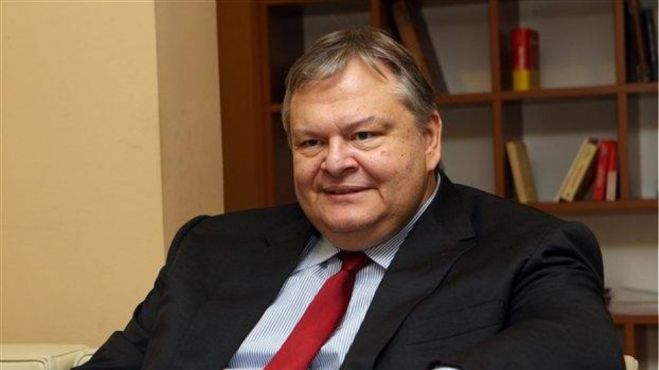 &Mu;&epsilon;&tau;ά &tau;&iota;&sigmaf; &delta;&eta;&mu;&omicron;&sigma;&kappa;&omicron;&pi;ή&sigma;&epsilon;&iota;&sigmaf;-&sigma;&omicron;&kappa; &gamma;&iota;&alpha; &tau;&eta;&nu; &kappa;&upsilon;&beta;έ&rho;&nu;&eta;&sigma;&eta;: &laquo;&Mu;&pi;&alpha;&mu;&raquo; &mu;&epsilon; &pi;&rho;&omega;&theta;&upsilon;&pi;&omicron;&upsilon;&rho;&gamma;ό &Beta;&epsilon;&nu;&iota;&zeta;έ&lambda;&omicron;&hellip;