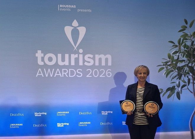 &Epsilon;&lambda;έ&nu;&eta; &Kappa;&alpha;&rho;&omicron;ύ&nu;&tau;&zeta;&omicron;&upsilon;: &ldquo;&Eta; &Tau;&rho;ί&pi;&omicron;&lambda;&eta; &mu;&pi;&omicron;&rho;&epsilon;ί &kappa;&alpha;&iota; &pi;&rho;έ&pi;&epsilon;&iota; &nu;&alpha; &gamma;ί&nu;&epsilon;&iota; &pi;&rho;&omicron;&omicron;&rho;&iota;&sigma;&mu;ό&sigmaf; 12 &mu;ή&nu;&epsilon;&sigmaf; &tau;&omicron;&nu; &chi;&rho;ό&nu;&omicron;&raquo;