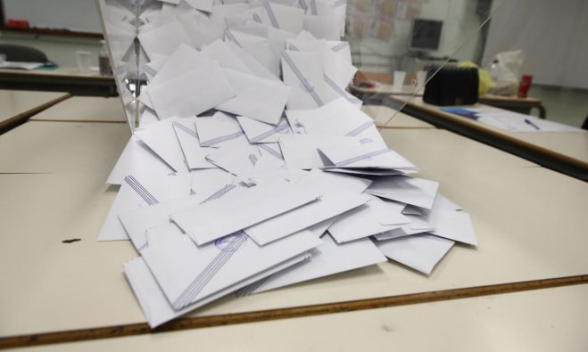 &Delta;&eta;&mu;&omicron;&sigma;&kappa;ό&pi;&eta;&sigma;&eta; &delta;&epsilon;ί&chi;&nu;&epsilon;&iota; &delta;&epsilon;ύ&tau;&epsilon;&rho;&omicron; &kappa;ό&mu;&mu;&alpha; &tau;&eta;&nu; "&Pi;&lambda;&epsilon;ύ&sigma;&eta; &Epsilon;&lambda;&epsilon;&upsilon;&theta;&epsilon;&rho;ί&alpha;&sigmaf;" &tau;&eta;&sigmaf; &Zeta;&omega;ή&sigmaf; &Kappa;&omega;&nu;&sigma;&tau;&alpha;&nu;&tau;&omicron;&pi;&omicron;ύ&lambda;&omicron;&upsilon;