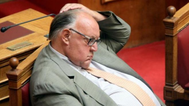 Δικάζεται ο Πάγκαλος επειδή αποκάλεσε «κοπρίτες» και «κοπανατζήδες» τους δημοσίους υπαλλήλους!