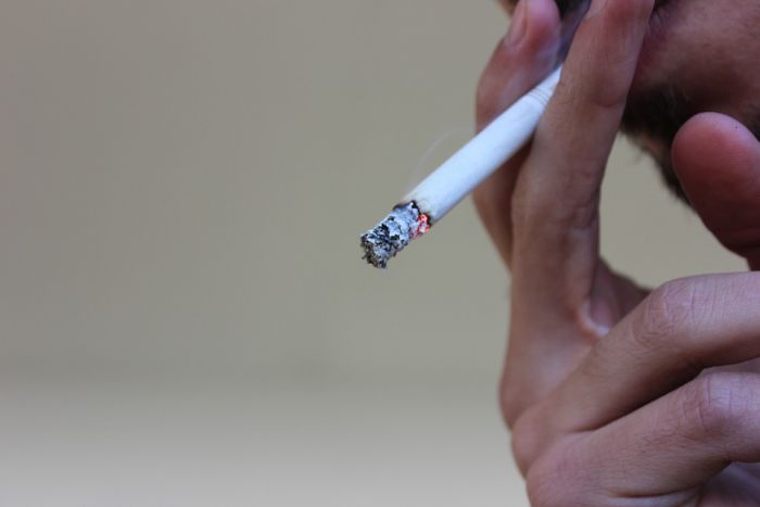 Συγκλονιστικά στοιχεία για το κάπνισμα | Ένα στα έξι 15χρονα αγόρια και ένα στα οκτώ νεαρά κορίτσια καπνίζουν