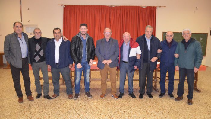 &Nu;&epsilon;&sigma;&tau;ά&nu;&eta; | &Alpha;&nu;&alpha;&kappa;&omicron;ί&nu;&omega;&sigma;&epsilon; &upsilon;&pi;&omicron;&psi;&eta;&phi;&iota;ό&tau;&eta;&tau;&alpha; &omicron; &Sigma;&pi;έ&nu;&tau;&zeta;&omicron;&sigmaf; - &Epsilon;&nu;&omega;&mu;έ&nu;&omicron; &tau;&omicron; &chi;&omega;&rho;&iota;ό - &Pi;&omicron;&iota;&omicron;&iota; &tau;&omicron;&nu; &sigma;&tau;&eta;&rho;ί&zeta;&omicron;&upsilon;&nu;! (vd)