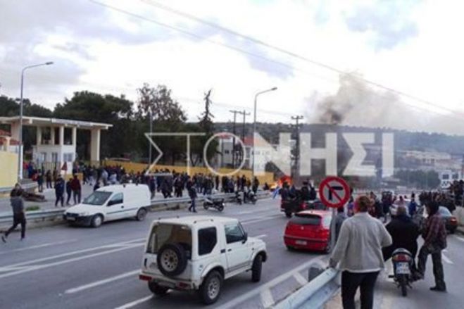 &Lambda;έ&sigma;&beta;&omicron;&sigmaf; | Έ&sigma;&pi;&alpha;&sigma;&alpha;&nu; &alpha;&upsilon;&tau;&omicron;&kappa;ί&nu;&eta;&tau;&alpha; &kappa;&alpha;&iota; &chi;&tau;ύ&pi;&eta;&sigma;&alpha;&nu; &pi;&omicron;&lambda;ί&tau;&epsilon;&sigmaf; &omicron;&iota; ά&nu;&delta;&rho;&epsilon;&sigmaf; &tau;&omega;&nu; &Mu;&Alpha;&Tau; (vd)