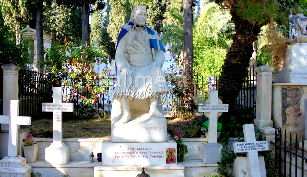 Ξεχασμένος στο Α’ νεκροταφείο ο Γέρος του Μοριά Θεόδωρος Κολοκοτρώνης (εικόνες και βίντεο)