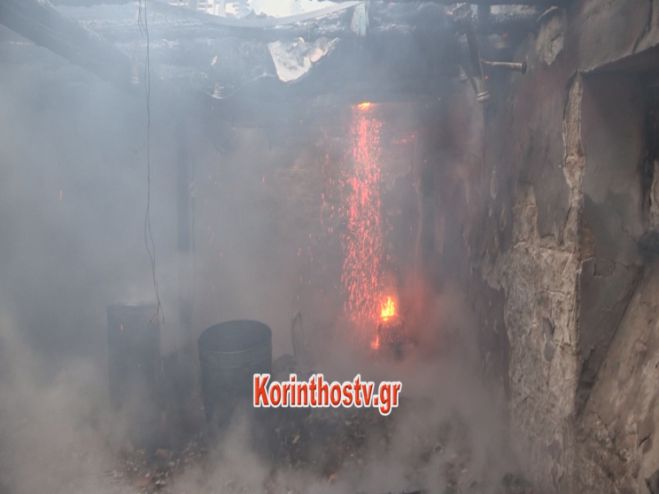 Κάηκε ολοσχερώς μονοκατοικία στην Κορινθία (vd)