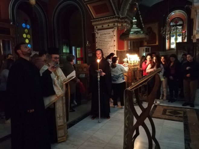 &Tau;&rho;ί&pi;&omicron;&lambda;&eta; | &Alpha;&gamma;&rho;&upsilon;&pi;&nu;ί&alpha; &gamma;&iota;&alpha; &tau;&alpha; &pi;&alpha;&iota;&delta;&iota;ά &pi;&omicron;&upsilon; &delta;ί&nu;&omicron;&upsilon;&nu; &epsilon;&xi;&epsilon;&tau;ά&sigma;&epsilon;&iota;&sigmaf;