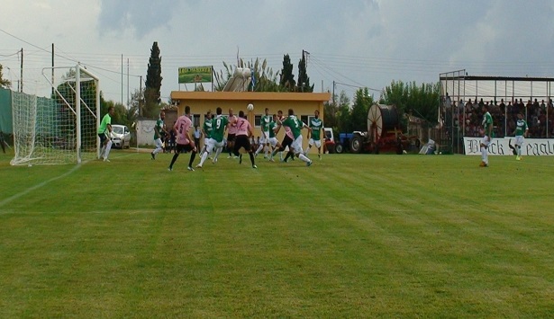 0-0 &omicron; &Pi;&alpha;&nu;&alpha;&rho;&kappa;&alpha;&delta;&iota;&kappa;ό&sigmaf;