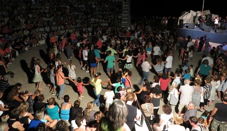 &Chi;&iota;&lambda;&iota;ά&delta;&epsilon;&sigmaf; &kappa;ό&sigma;&mu;&omicron;&upsilon; &sigma;&tau;&eta; &Gamma;&iota;&omicron;&rho;&tau;ή &tau;&omicron;&upsilon; &Psi;&alpha;&rho;ά &sigma;&tau;&omicron; &Pi;&alpha;&rho;ά&lambda;&iota;&omicron; Ά&sigma;&tau;&rho;&omicron;&sigmaf; (vd)!