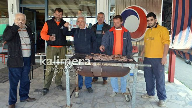 Τσικνοπέμπτη με ωραίες μυρωδιές και καλή διάθεση στην Τρίπολη! (εικόνες)