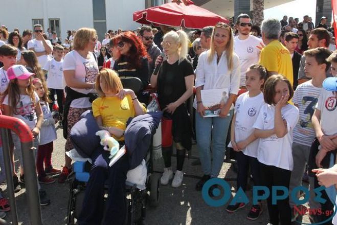 Δώρα αγάπης για την Μυρτώ στην Καλαμάτα! (vd)