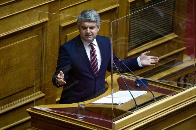&Kappa;&omega;&nu;&sigma;&tau;&alpha;&nu;&tau;&iota;&nu;ό&pi;&omicron;&upsilon;&lambda;&omicron;&sigmaf;: "&Eta; &kappa;&upsilon;&beta;έ&rho;&nu;&eta;&sigma;&eta; &mu;&epsilon;&tau;ά &tau;&alpha; &delta;ώ&rho;&alpha; &sigma;&tau;&omicron;&upsilon;&sigmaf; &eta;&lambda;&epsilon;&kappa;&tau;&rho;&omicron;&pi;&alpha;&rho;&alpha;&gamma;&omega;&gamma;&omicron;ύ&sigmaf;, &chi;&alpha;&rho;ί&zeta;&epsilon;&iota; 70 &epsilon;&kappa;. &epsilon;&upsilon;&rho;ώ &sigma;&tau;&omicron;&upsilon;&sigmaf; &mu;&epsilon;&gamma;&alpha;&lambda;&omicron;&epsilon;&rho;&gamma;&omicron;&lambda;ά&beta;&omicron;&upsilon;&sigmaf;"