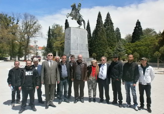 &Tau;&eta;&nu; &Tau;&rho;ί&pi;&omicron;&lambda;&eta; &epsilon;&pi;&iota;&sigma;&kappa;έ&phi;&theta;&eta;&kappa;&epsilon; &omicron; &upsilon;&pi;&omicron;&psi;ή&phi;&iota;&omicron;&sigmaf; &Pi;&epsilon;&rho;&iota;&phi;&epsilon;&rho;&epsilon;&iota;ά&rho;&chi;&eta;&sigmaf; &tau;&eta;&sigmaf; &Epsilon;&lambda;&lambda;&eta;&nu;&iota;&kappa;ή&sigmaf; &Alpha;&upsilon;&gamma;ή&sigmaf;