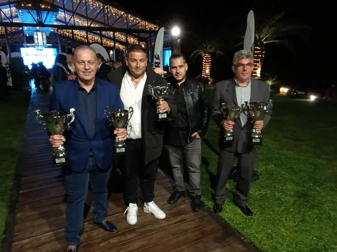 Η ΟΜΑΕ βράβευσε Τσίχλη, Λαφογιάννη και Παγανό! (εικόνες)