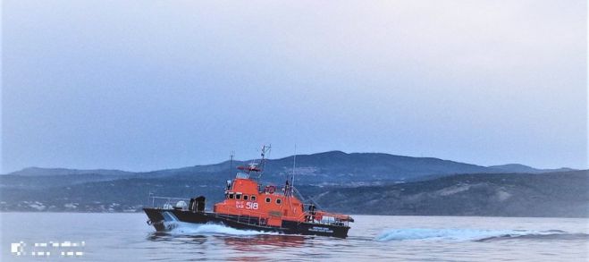 &Alpha;&nu;&alpha;&tau;&rho;&omicron;&pi;ή &sigma;&kappa;ά&phi;&omicron;&upsilon;&sigmaf; &mu;&epsilon; &mu;&epsilon;&tau;&alpha;&nu;ά&sigma;&tau;&epsilon;&sigmaf; &alpha;&nu;&omicron;&iota;&chi;&tau;ά &tau;&eta;&sigmaf; &Pi;ύ&lambda;&omicron;&upsilon; &mu;&epsilon; 17 &nu;&epsilon;&kappa;&rho;&omicron;ύ&sigmaf;