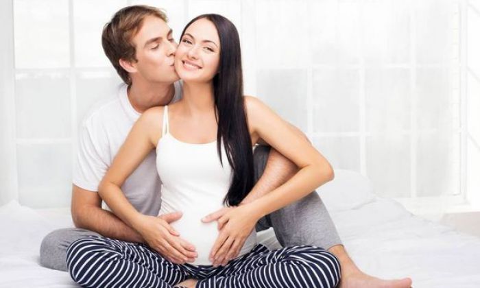 Εγκυμοσύνη - Τι είναι η εξέταση της αμνιοπαρακέντησης;