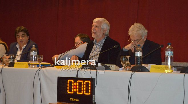 &Tau;&alpha;&tau;&omicron;ύ&lambda;&eta;&sigmaf;: &laquo;&Sigma;&tau;&eta; &Mu;&epsilon;&gamma;&alpha;&lambda;ό&pi;&omicron;&lambda;&eta; &delta;&epsilon;&nu; &upsilon;&pi;ά&rho;&chi;&epsilon;&iota; &kappa;&alpha;&mu;ί&alpha; &pi;&epsilon;&rho;ί&pi;&tau;&omega;&sigma;&eta; &nu;&alpha; &pi;ά&nu;&epsilon; &pi;&omicron;&tau;έ &sigma;&kappa;&omicron;&upsilon;&pi;ί&delta;&iota;&alpha;&raquo;!