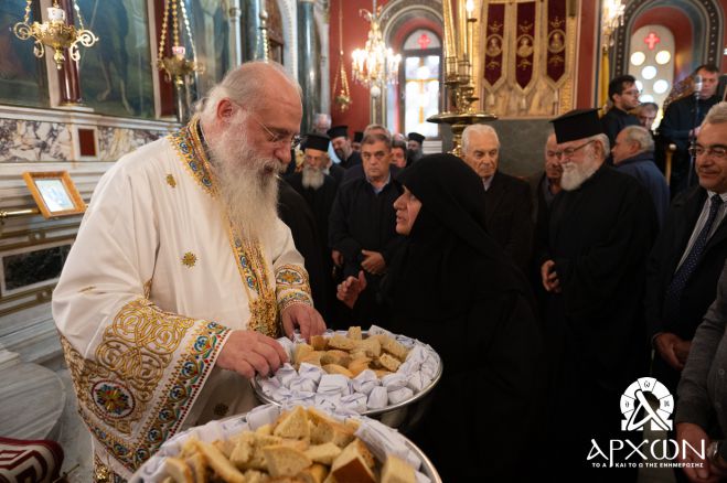 Ένας χρόνος από την Ενθρόνιση του Μητροπολίτη Μαντινείας και Κυνουρίας Επιφανίου (εικόνες)
