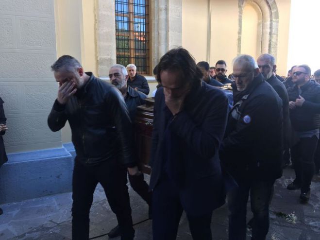 &Gamma;&kappa;έ&rho;&alpha;&rho;&nu;&tau; | &Sigma;&tau;&eta;&nu; &alpha;&gamma;&kappa;&alpha;&lambda;&iota;ά &tau;&eta;&sigmaf; &Kappa;&rho;&eta;&tau;&iota;&kappa;ή&sigmaf; &gamma;&eta;&sigmaf; &mu;&epsilon; &tau;&eta;&nu; &sigma;&eta;&mu;&alpha;ί&alpha; &tau;&omicron;&upsilon; &Omicron;&Phi;&Eta; (&epsilon;&iota;&kappa;ό&nu;&epsilon;&sigmaf;)