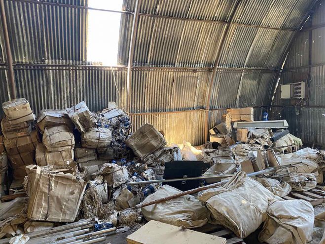 &Tau;&rho;ί&pi;&omicron;&lambda;&eta; | &Alpha;&delta;&epsilon;&iota;ά&zeta;&omicron;&upsilon;&nu; &omicron;&iota; &pi;&alpha;&lambda;&iota;έ&sigmaf; &alpha;&pi;&omicron;&theta;ή&kappa;&epsilon;&sigmaf; &Pi;&omicron;&lambda;&iota;&tau;&iota;&kappa;ή&sigmaf; &Pi;&rho;&omicron;&sigma;&tau;&alpha;&sigma;ί&alpha;&sigmaf;, &sigma;&tau;&eta;&nu; &omicron;&delta;ό "&Kappa;&alpha;&lambda;&alpha;&mu;ώ&nu;"