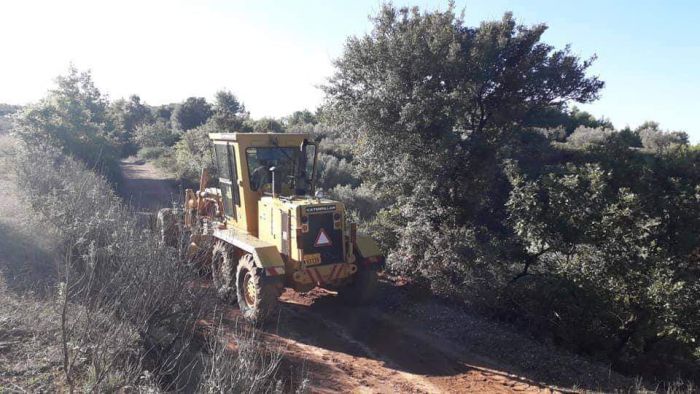 Σε εξέλιξη τα έργα σε αγροτικούς δρόμους της Γορτυνίας! (εικόνες)