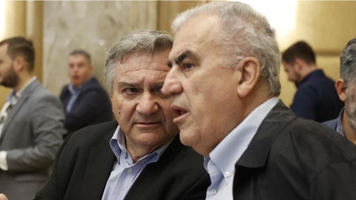 &Sigma;&kappa;&lambda;&eta;&rho;ή &gamma;&lambda;ώ&sigma;&sigma;&alpha; &Rho;έ&pi;&pi;&alpha; &kappa;&alpha;&tau;ά &Alpha;&nu;&delta;&rho;&omicron;&upsilon;&lambda;ά&kappa;&eta;!
