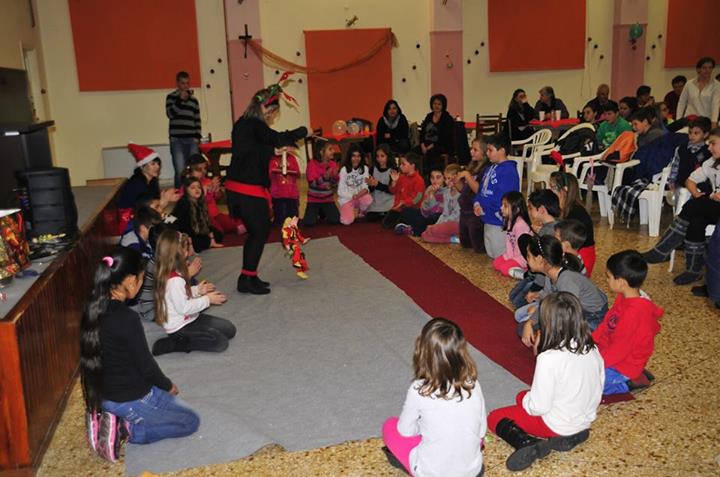 Βίντεο με την Κλόουν Νίκη στην γιορτινή εκδήλωση του Προοδευτικού Συλλόγου Νεστάνης!