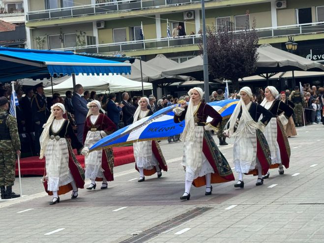 205 χρόνια Ελεύθερη Τριπολιτσά | Τα φωτογραφικά "κλικ" της μεγάλης παρέλασης!