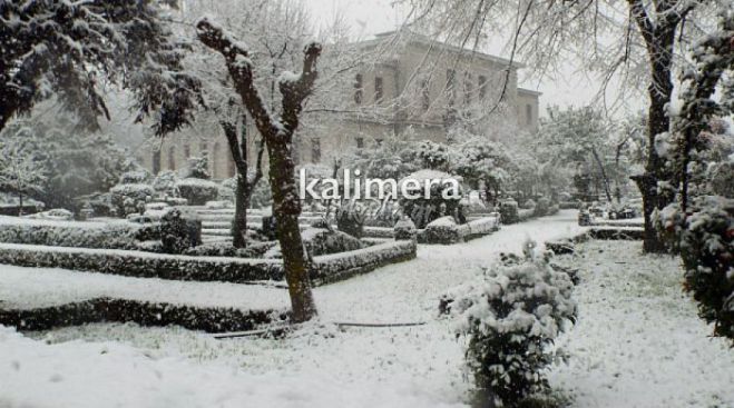 &Theta;&alpha; &delta;&omicron;ύ&mu;&epsilon; &chi;&iota;ό&nu;&iota;&alpha; &tau;&eta;&nu; &epsilon;&pi;ό&mu;&epsilon;&nu;&eta; &epsilon;&beta;&delta;&omicron;&mu;ά&delta;&alpha; &sigma;&tau;&eta;&nu; &Tau;&rho;ί&pi;&omicron;&lambda;&eta;;