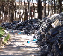 &laquo;&Pi;&nu;&iota;&gamma;&mu;έ&nu;&eta;&raquo; &sigma;&tau;&alpha; &sigma;&kappa;&omicron;&upsilon;&pi;ί&delta;&iota;&alpha; &pi;&alpha;&rho;&alpha;&mu;έ&nu;&epsilon;&iota; &eta; &Tau;&rho;ί&pi;&omicron;&lambda;&eta; &ndash;
&Alpha;ύ&rho;&iota;&omicron; &xi;&epsilon;&kappa;&iota;&nu;ά &omicron; &Delta;ή&mu;&omicron;&sigmaf; &nu;&alpha; &mu;&alpha;&zeta;&epsilon;ύ&epsilon;&iota; &tau;&omicron;&upsilon;&sigmaf; &lambda;ό&phi;&omicron;&upsilon;&sigmaf; &alpha;&pi;&omicron;&rho;&rho;&iota;&mu;&mu;ά&tau;&omega;&nu; &sigma;&tau;&omicron; &tau;&omicron; &Nu;&omicron;&sigma;&omicron;&kappa;&omicron;&mu;&epsilon;ί&omicron;