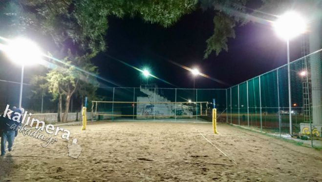 &Delta;&Alpha;&Kappa; &Tau;&rho;ί&pi;&omicron;&lambda;&eta;&sigmaf; | &Eta;&lambda;&epsilon;&kappa;&tau;&rho;&omicron;&phi;&omega;&tau;ί&sigma;&tau;&eta;&kappa;&epsilon; &tau;&omicron; &gamma;ή&pi;&epsilon;&delta;&omicron; beach volley! (&epsilon;&iota;&kappa;ό&nu;&epsilon;&sigmaf;)