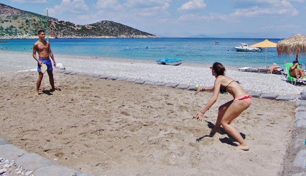 &Sigma;&tau;&alpha;&theta;&epsilon;&rho;ή &epsilon;&pi;&iota;&lambda;&omicron;&gamma;ή &gamma;&iota;&alpha; &tau;&alpha; &kappa;&alpha;&lambda;&omicron;&kappa;&alpha;&iota;&rho;&iota;&nu;ά &Sigma;&alpha;&beta;&beta;&alpha;&tau;&omicron;&kappa;ύ&rho;&iota;&alpha;&kappa;&alpha; &eta; &pi;&alpha;&rho;&alpha;&lambda;ί&alpha; &Kappa;&rho;&upsilon;&omicron;&nu;&epsilon;&rho;ί&omicron;&upsilon; (&epsilon;&iota;&kappa;ό&nu;&epsilon;&sigmaf; &kappa;&alpha;&iota; &beta;ί&nu;&tau;&epsilon;&omicron;)