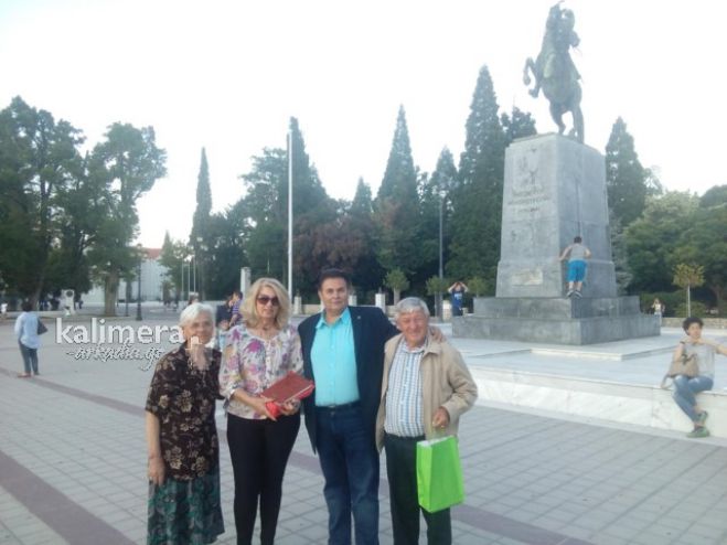 &Epsilon;&pi;&iota;&sigma;&kappa;έ&pi;&tau;&epsilon;&sigmaf; &alpha;&pi;ό &tau;&eta;&nu; &Kappa;ό&nu;&iota;&tau;&sigma;&alpha; &upsilon;&pi;&omicron;&delta;έ&chi;&theta;&eta;&kappa;&epsilon; &omicron; &Theta;. &Kappa;&alpha;&rho;&alpha;&lambda;ή&sigmaf; &sigma;&tau;&eta;&nu; &Tau;&rho;ί&pi;&omicron;&lambda;&eta;! (vd)