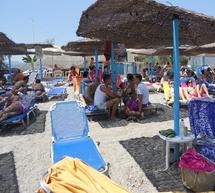 &Kappa;&upsilon;&rho;&iota;&alpha;&kappa;ά&tau;&iota;&kappa;&eta; &alpha;&pi;ό&delta;&rho;&alpha;&sigma;&eta; &gamma;&iota;&alpha; &mu;ί&alpha; &beta;&omicron;&upsilon;&tau;&iota;ά &sigma;&tau;&omicron; &Pi;&alpha;&rho;ά&lambda;&iota;&omicron;! (video)