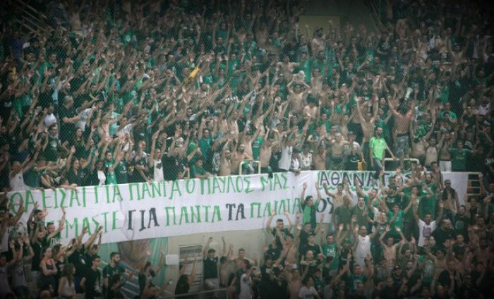 &laquo;&Pi;&rho;&omega;&tau;ά&theta;&lambda;&eta;&mu;&alpha; &mu;έ&sigma;&alpha; &sigma;&tau;&omicron; &Pi;&alpha;&lambda;έ, &gamma;&iota;&alpha; &sigma;έ&nu;&alpha; &Gamma;&iota;&alpha;&nu;&nu;&alpha;&kappa;ό&pi;&omicron;&upsilon;&lambda;&epsilon;...&raquo;