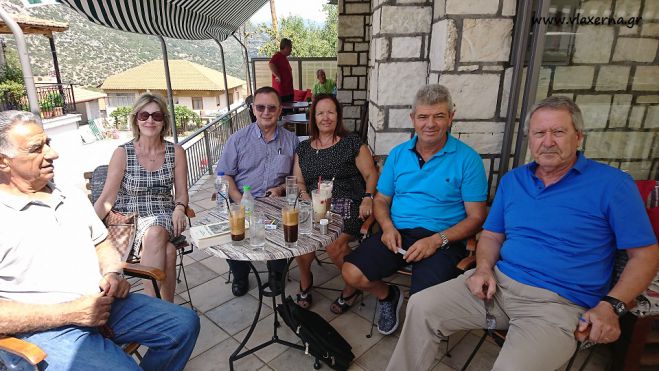 &Delta;&iota;&alpha;&kappa;&epsilon;&kappa;&rho;&iota;&mu;έ&nu;&omicron;&sigmaf; &Kappa;&alpha;&theta;&eta;&gamma;&eta;&tau;ή&sigmaf; &psi;ά&chi;&nu;&epsilon;&iota; &Alpha;&rho;&kappa;ά&delta;&epsilon;&sigmaf; &pi;&omicron;&upsilon; &pi;ή&gamma;&alpha;&nu; &sigma;&tau;&eta;&nu; &Alpha;&upsilon;&sigma;&tau;&rho;&alpha;&lambda;ί&alpha; &kappa;&alpha;&iota; &epsilon;&pi;&alpha;&nu;&alpha;&pi;&alpha;&tau;&rho;ί&sigma;&tau;&eta;&kappa;&alpha;&nu; &sigma;&tau;&eta;&nu; &Epsilon;&lambda;&lambda;ά&delta;&alpha;!