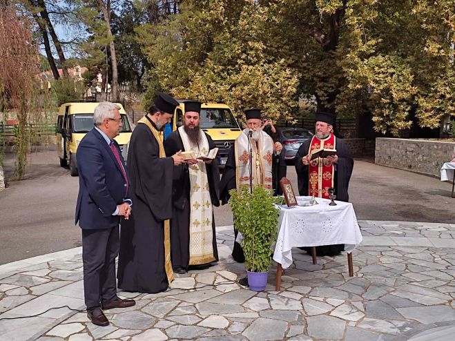 &Alpha;&gamma;&iota;&alpha;&sigma;&mu;ό&sigmaf; &sigma;&tau;&iota;&sigmaf; &delta;&omicron;&mu;έ&sigmaf; &tau;&eta;&sigmaf; &Mu;&eta;&tau;&rho;ό&pi;&omicron;&lambda;&eta;&sigmaf; &Mu;&alpha;&nu;&tau;&iota;&nu;&epsilon;ί&alpha;&sigmaf; &kappa;&alpha;&iota; &Kappa;&upsilon;&nu;&omicron;&upsilon;&rho;ί&alpha;&sigmaf; - &Tau;&omicron; &mu;ή&nu;&upsilon;&mu;&alpha; &Beta;&alpha;&lambda;&alpha;&sigma;ό&pi;&omicron;&upsilon;&lambda;&omicron;&upsilon;